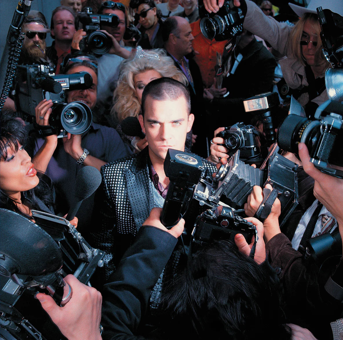 Robbie Williams - Life Through a Lens (UMC/Island)